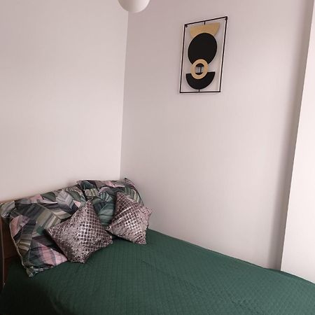 Mh Apartment Жешув Экстерьер фото